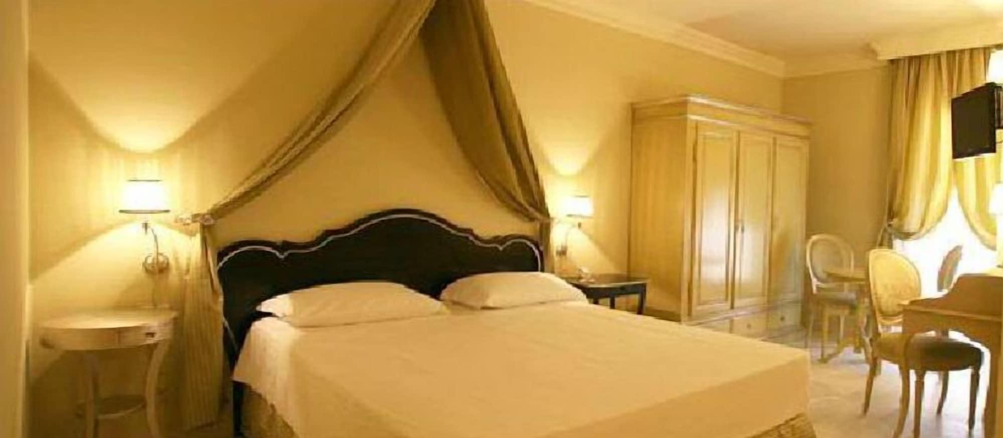 Palace Hotel Весте Екстериор снимка