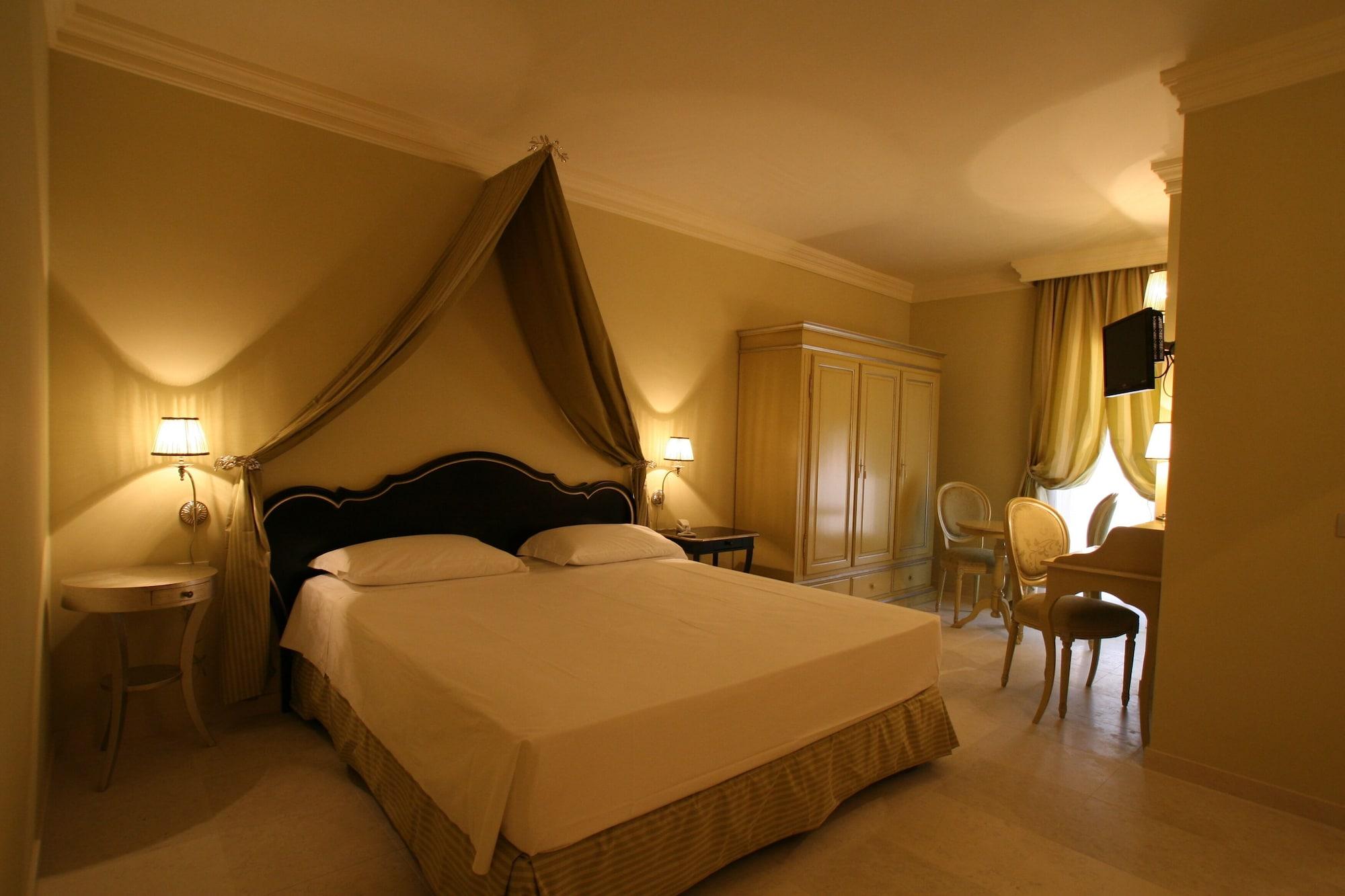 Palace Hotel Весте Екстериор снимка