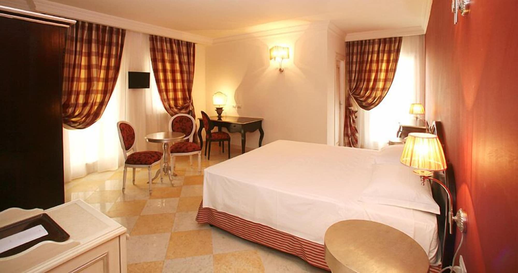 Palace Hotel Весте Екстериор снимка