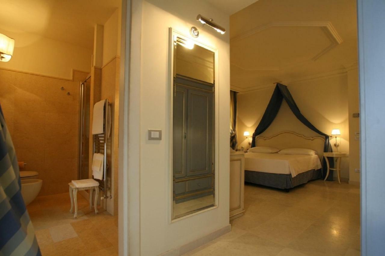Palace Hotel Весте Екстериор снимка